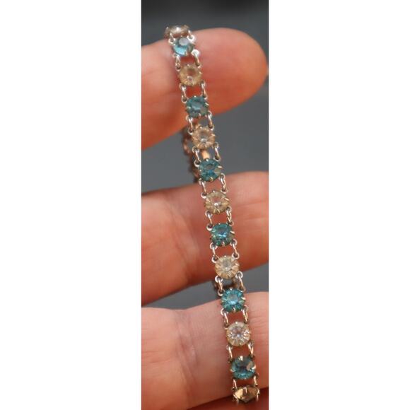 Vintage Aqua Rhinestone Link Bracelet - Picture 3 of 4